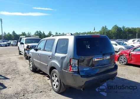 2010 Honda Pilot Touring z USA, uszkodzony, nr VIN 5FNYF4H89AB012332